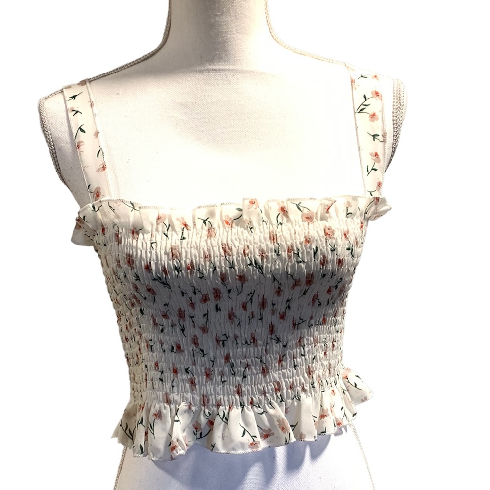 New Floral Top size Medium